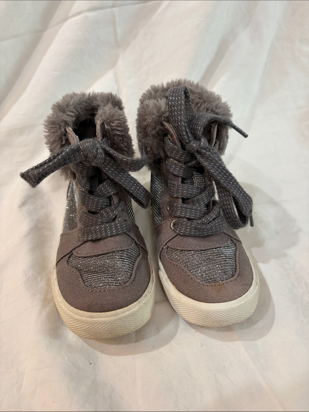 Cynthia Rowley Girls Gray Faux-Fur Lace-Up Boots